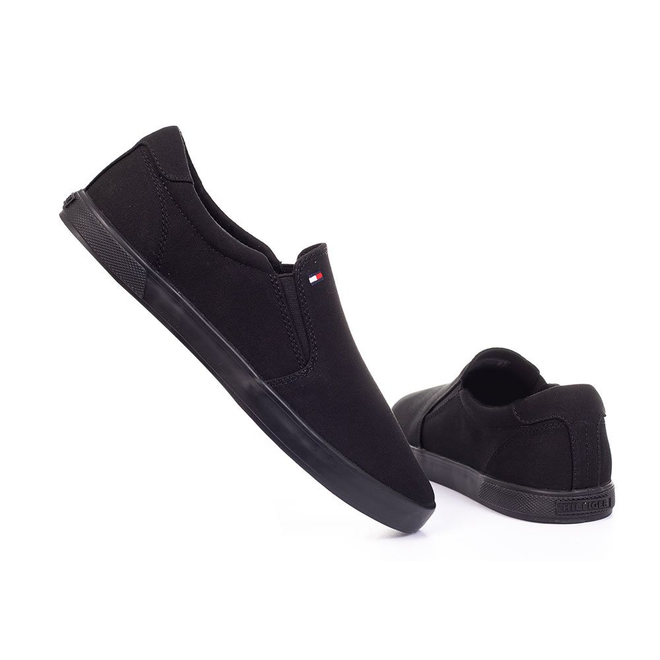 TOMMY HILFIGER BUTY MĘSKIE TRAMPKI ICONIC SLIP ON SNEAKER BLACK FM0FM00597 0GK