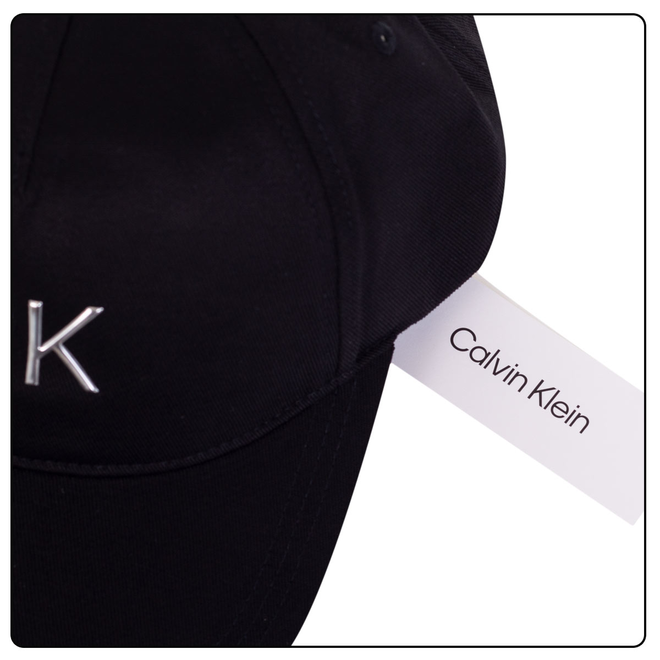CALVIN KLEIN CZAPKA Z DASZKIEM RE-LOCK BB CAP BLACK K60K609168 BAX