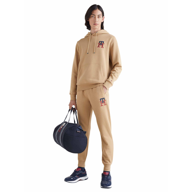 TOMMY HILFIGER BLUZA MĘSKA ESSENTIAL MONOGRAM HOODY BROWN MW0MW28677 GW8