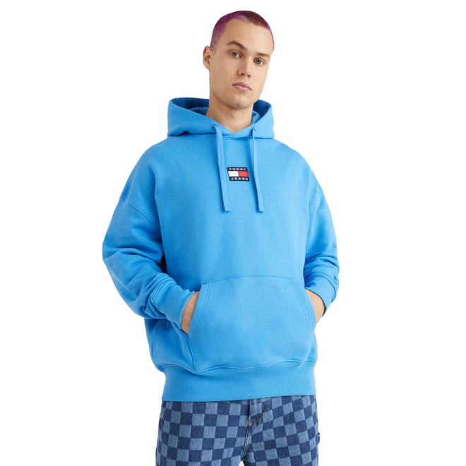 TOMMY HILFIGER BLUZA MĘSKA TJM TOMMY BADGE HOODIE NIEBIESKA DM0DM10904 C4H