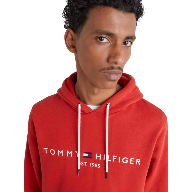 TOMMY HILFIGER OCIEPLANA BLUZA MĘSKA TOMMY LOGO HOODY RED MW0MW11599 XNJ