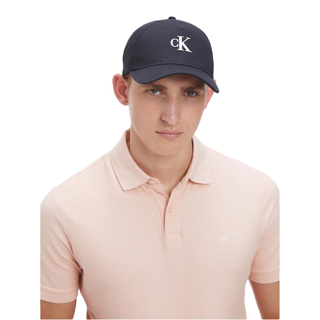 CALVIN KLEIN CZAPKA Z DASZKIEM ESSENTIAL CAP CZARNA K50K510182 BDS