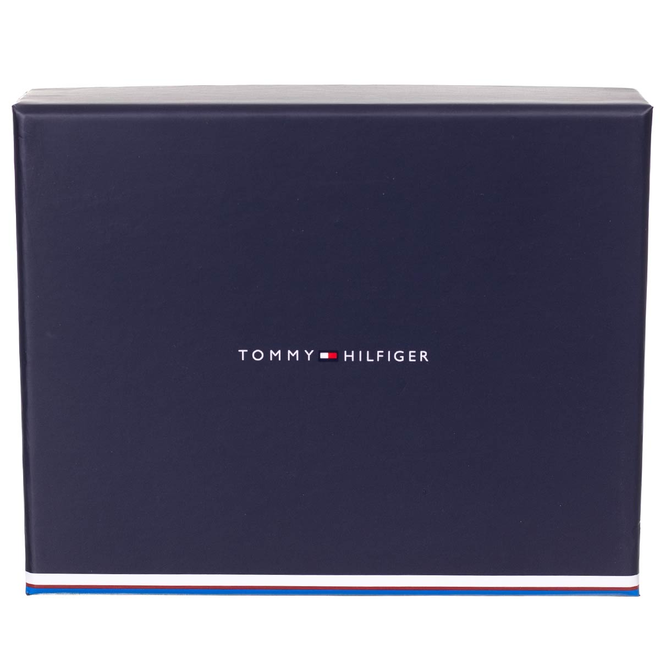 TOMMY HILFIGER PORTFEL DAMSKI TH EMBLEM MED ZA CZARNY AW0AW15276 BDS