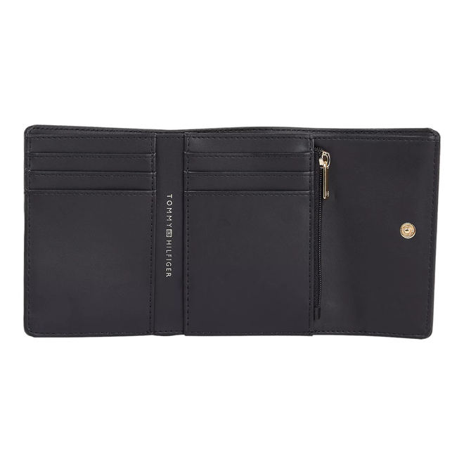 TOMMY HILFIGER PORTFEL DAMSKI TH TIMELESS MED FLAP W BILL CZARNY AW0AW15258 BDS