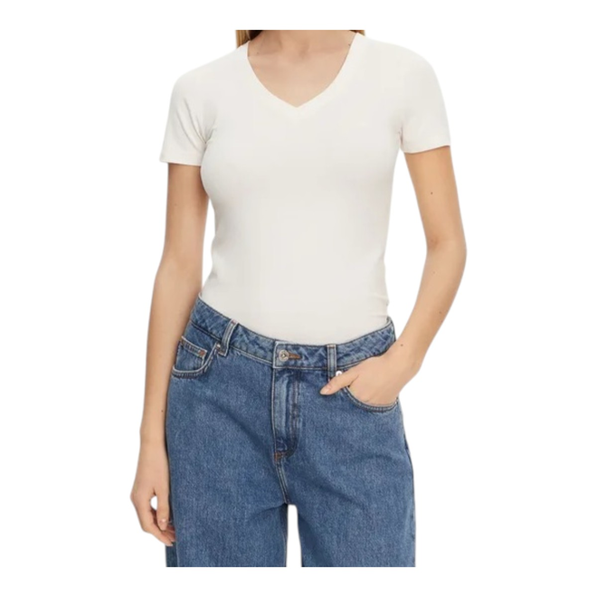 GUESS KOSZULKA DAMSKA T-SHIRT LUCIA SS T-SHIRT V-N ECRU O5GI00KBBU1 G6K5