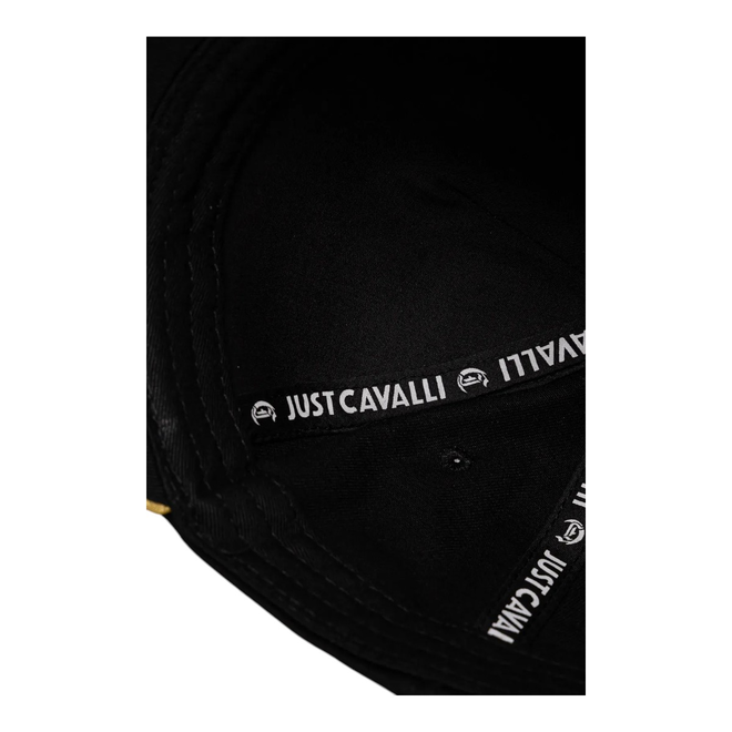JUST CAVALLI CZAPKA Z DASZKIEM JC BASEBALL CAP GOTHIC INSTITUTIONAL CZARNA 78RAZK50 ZG318 PL9