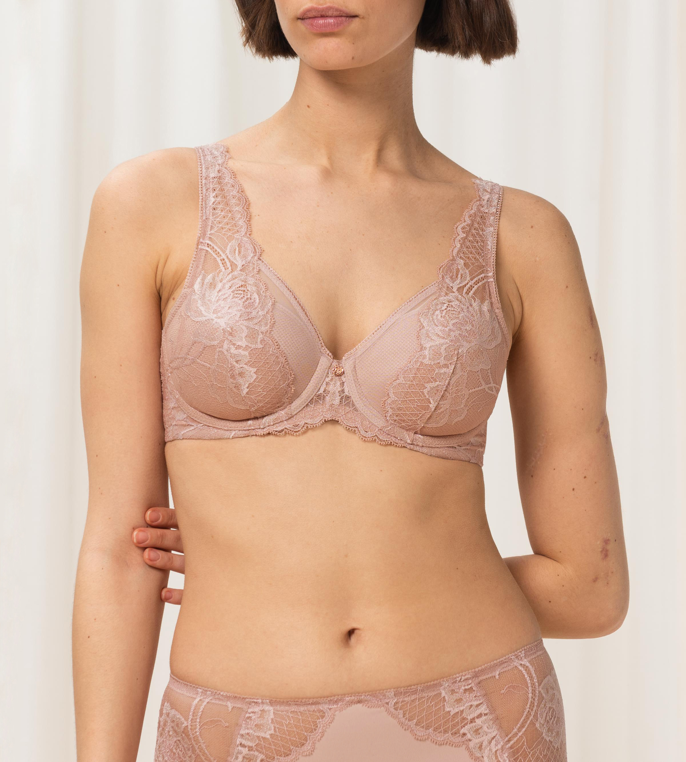 triumph - Wild Peony Florale, Bh, voorgevormd met beugel - Batavia Stad
